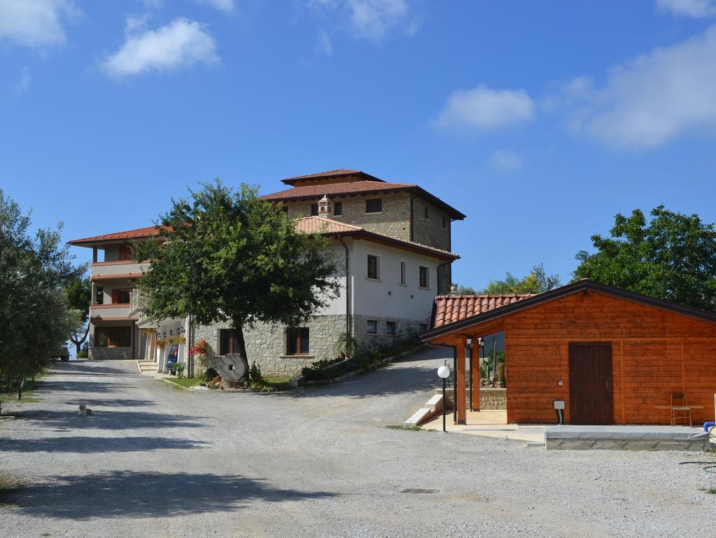 Agriturismo U' Casinu Da Scala Кампора Сан Джовани Екстериор снимка